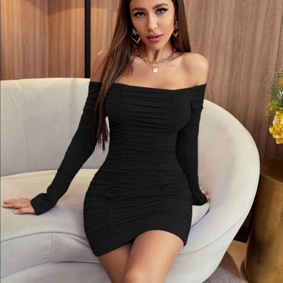 Dresses & Skirts - Ruched dress bodycon sexy off shoulder mini womens black dresses